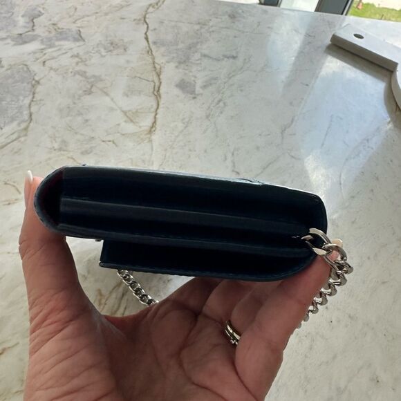 Louis Vuitton Blue Taurillon Leather Capucine Clutch/ Wallet W/Silver hardware - Picture 4 of 14